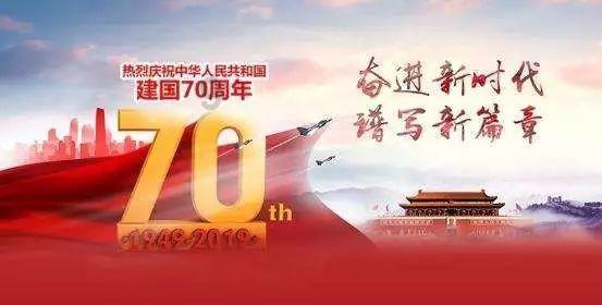 困在俱乐部的少女